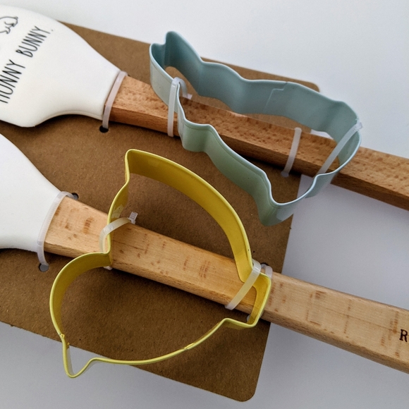 RAE DUNN Bunny Hop Peep 6pc Cookie Baking Set NWT - Picture 3 of 6